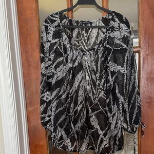 Anne Klein Black and White Blouse